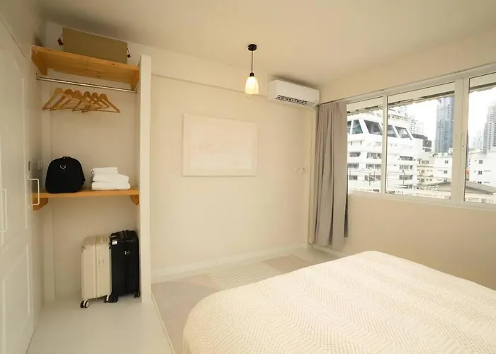Cozy 2-bedroom In Silom Center - 6a 아파트 방콕