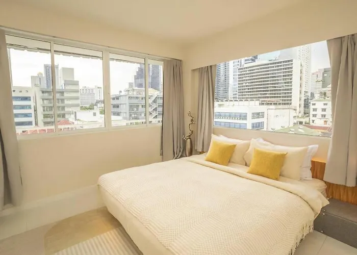 아파트 Cozy 2-bedroom In Silom Center - 6a *