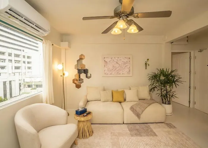 아파트 Cozy 2-bedroom In Silom Center - 6a 방콕